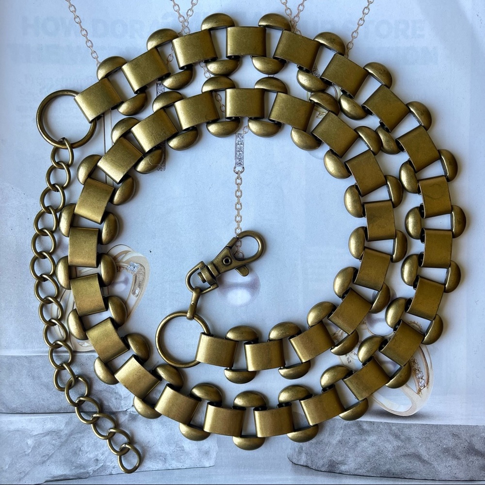 Size 30"–41"  M/L • Price Firm • Vintage 1940s Brass Book Chain Belt Excellent